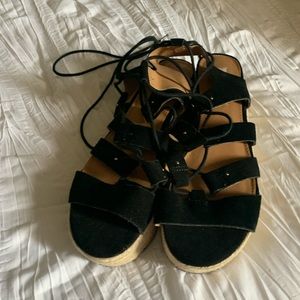 Steve Madden Platform wraparound gladiator sandals